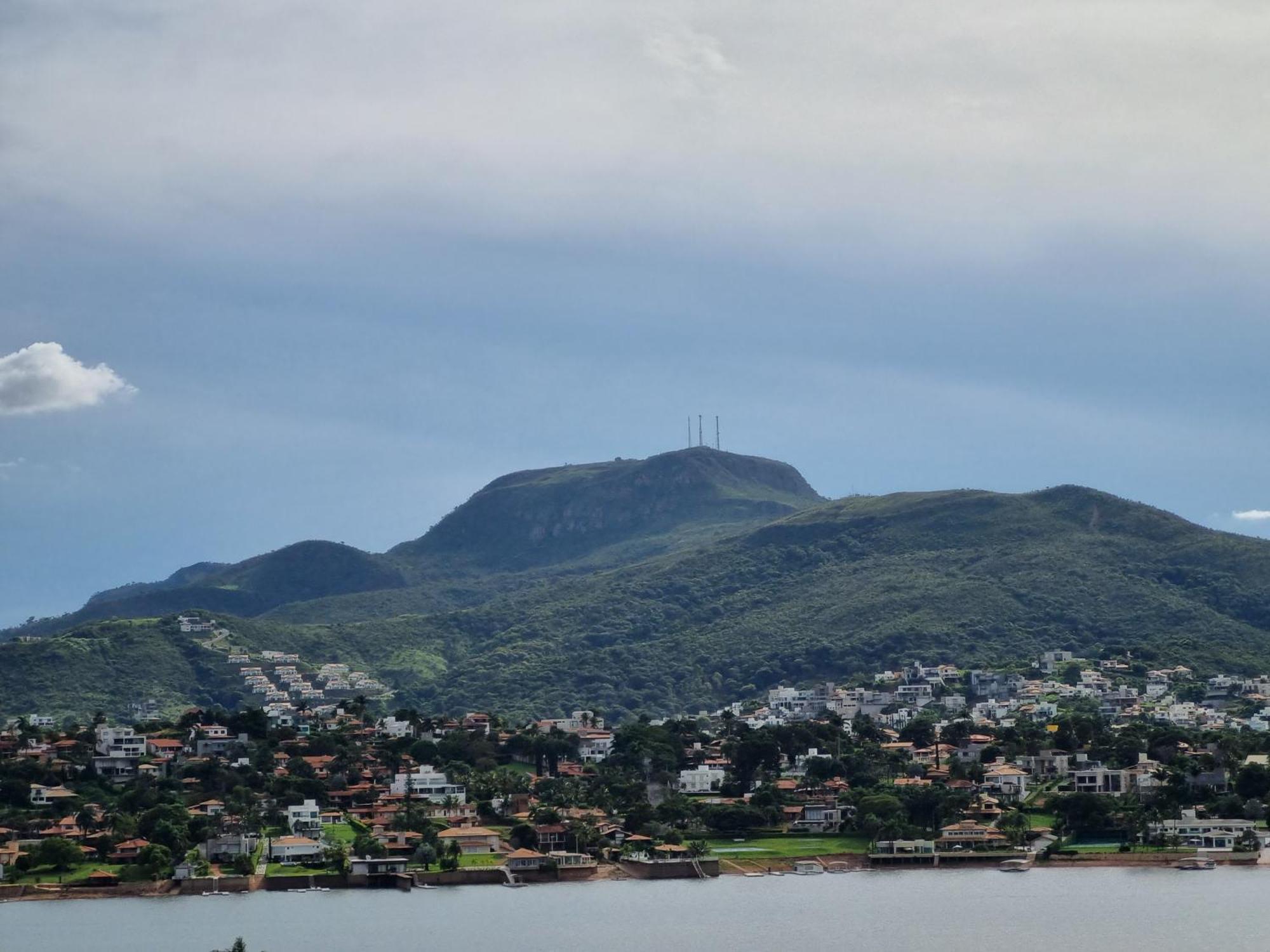 Recanto Brenda - Casa Luxo Capitolio Com Vista Pro Lago, Escarpas E Morrochapeu Exterior foto