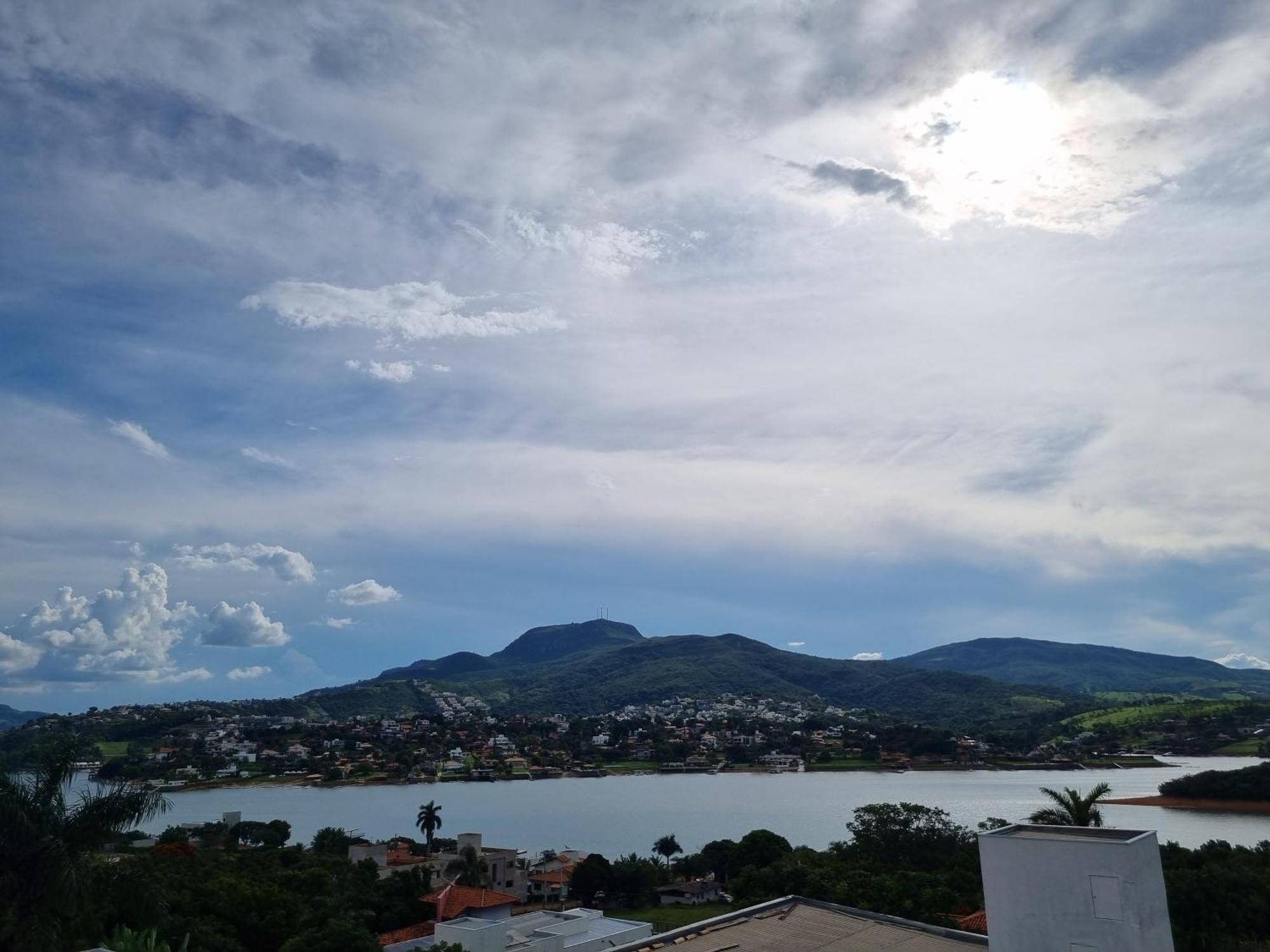 Recanto Brenda - Casa Luxo Capitolio Com Vista Pro Lago, Escarpas E Morrochapeu Exterior foto